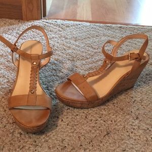 Tan Wedges